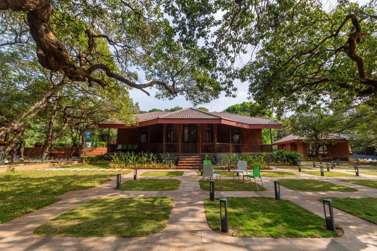 R R Heritage Resort Pure Vegetarian Mahābaleshwar Esterno foto