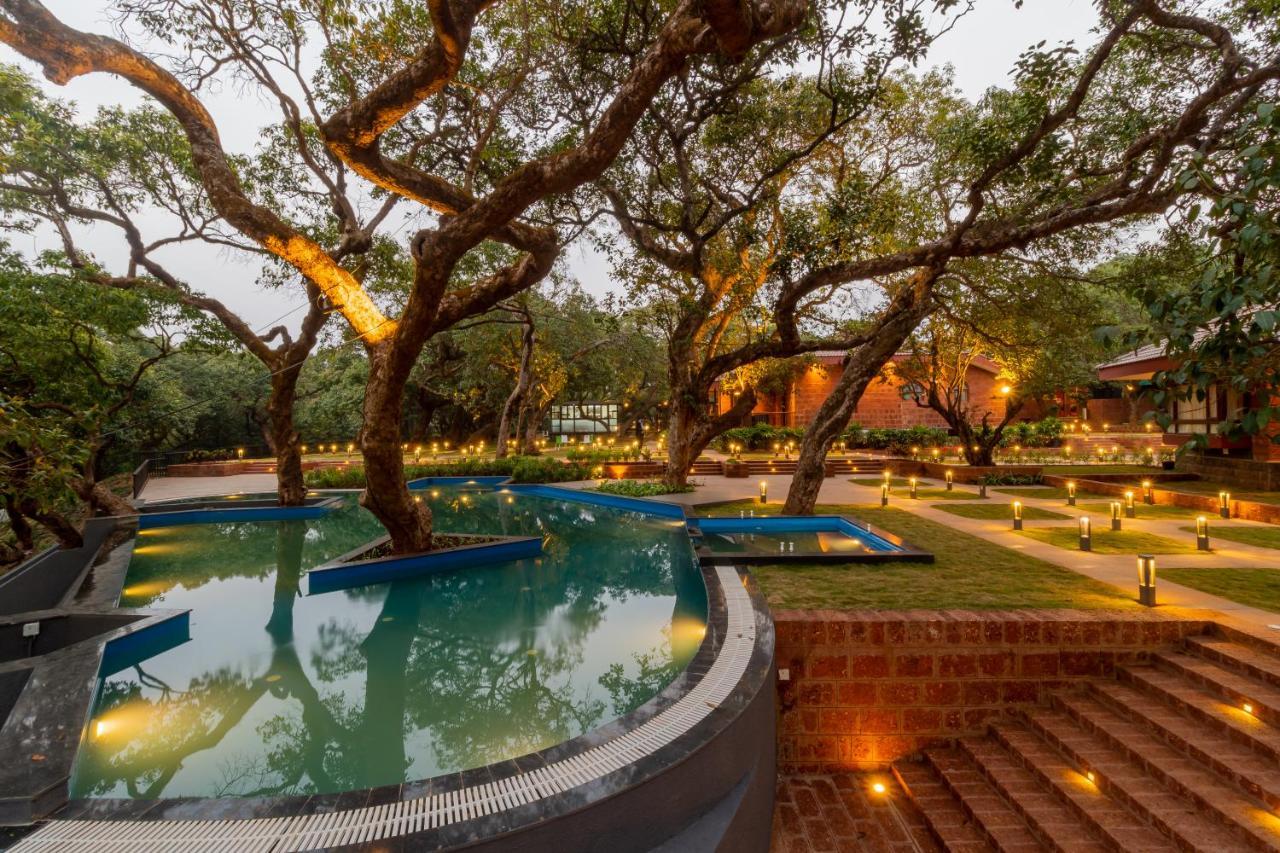 R R Heritage Resort Pure Vegetarian Mahābaleshwar Esterno foto