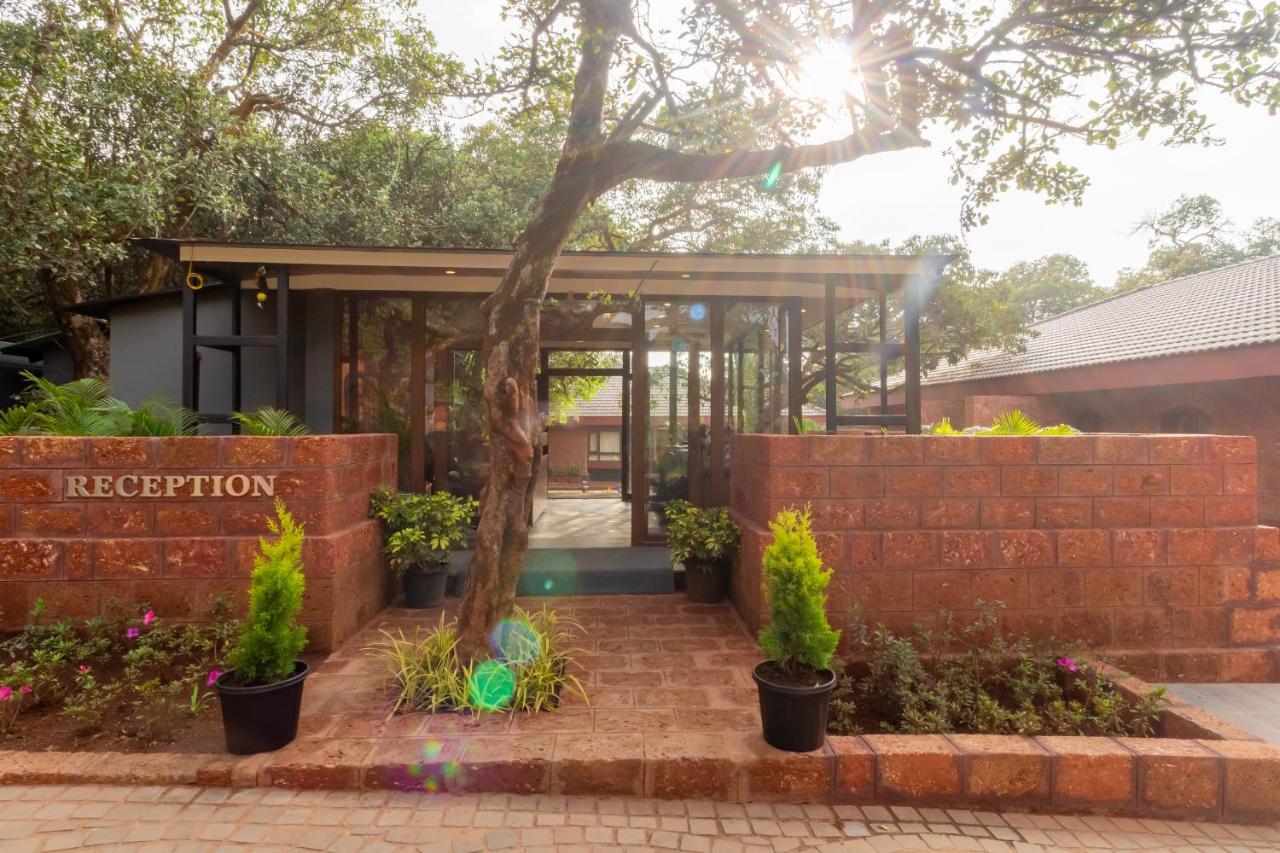 R R Heritage Resort Pure Vegetarian Mahābaleshwar Esterno foto